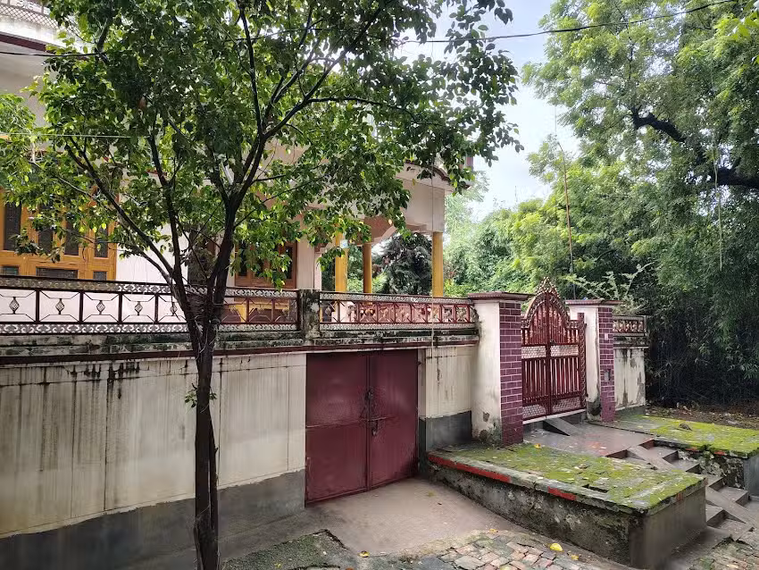 चौहान भवन दरियापुर!