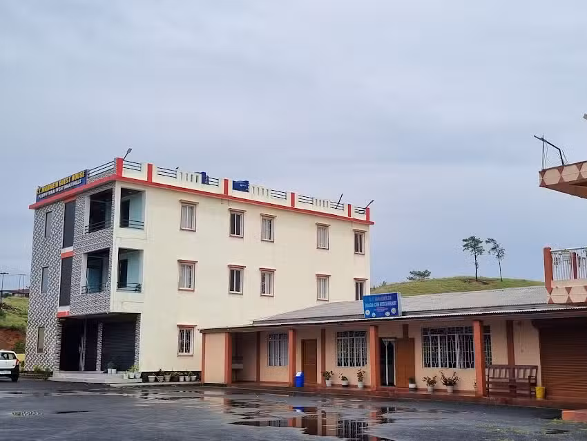 डीएलएम गेस्ट हाउस