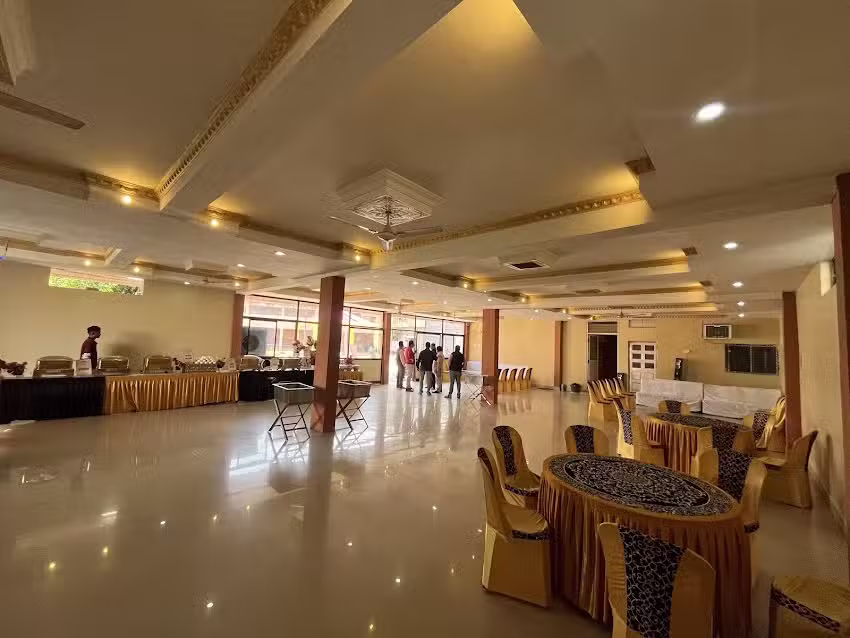 गीता मैरिज पैलेस
