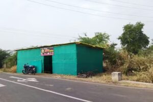 होटल गाव कर्री