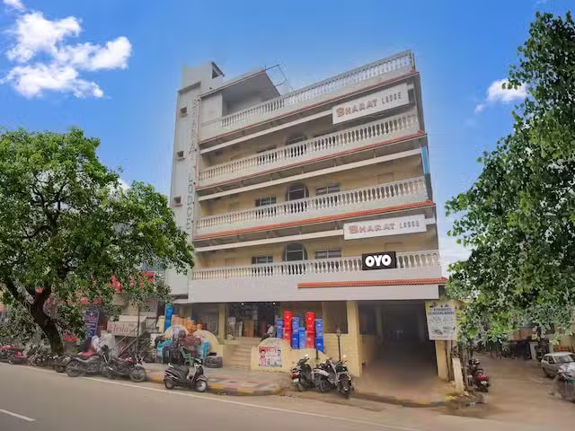 होटल ओ बाय ओयो निवास फॉर स्टेज