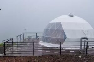 मिस्टी ग्रीन हिल्स पार्क्स & रिजॉर्ट्स