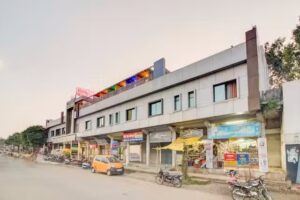 ओयो होटल हेवन वेग एंड नॉन वेग फैमिली रेस्टोरेंट्स