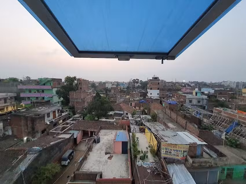 पॉप होटल यूबीएन इन