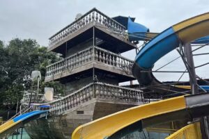 रॉयल गार्डन रिसॉर्ट