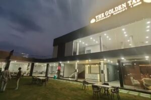 थे गोल्डन ताज
