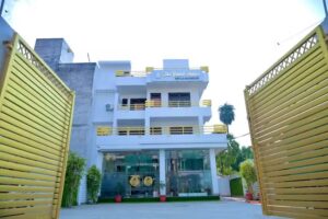 थे ग्रैंड पैलेस (होटल & लॉन)ऑकलैंड आरडी, सिविल लाइंस,प्रयागराज